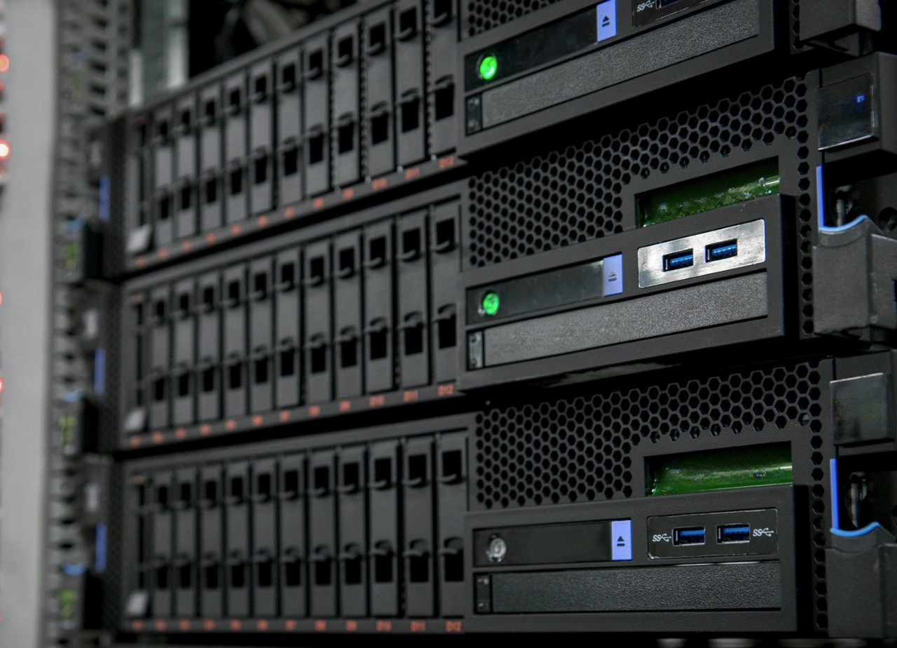 Корпуса серверные